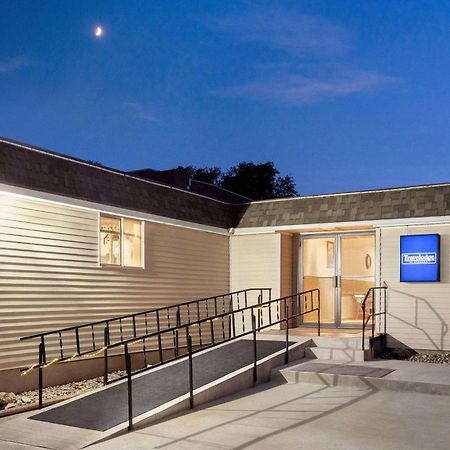 Travelodge By Wyndham Edgemont Εξωτερικό φωτογραφία